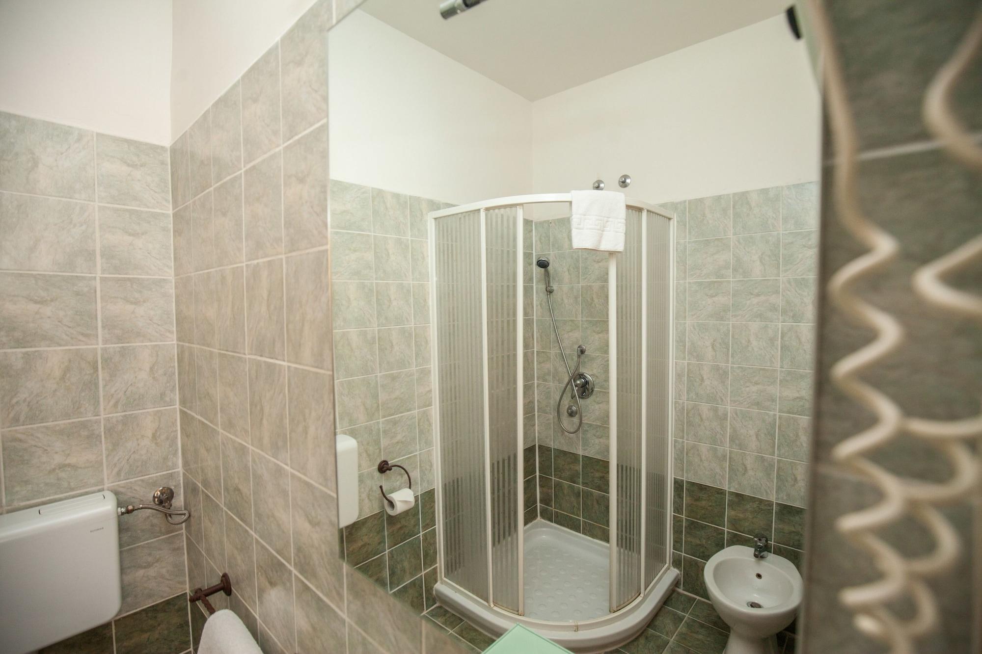 Hotel Giulietta E Romeo Casal Palocco Εξωτερικό φωτογραφία