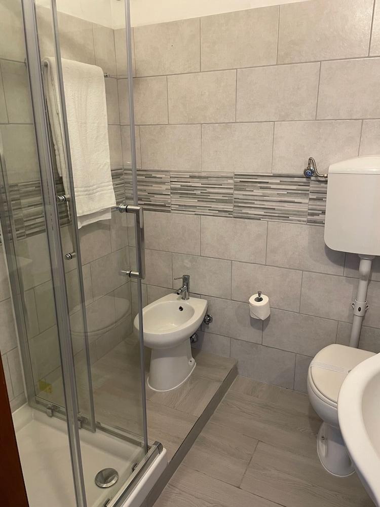 Hotel Giulietta E Romeo Casal Palocco Εξωτερικό φωτογραφία