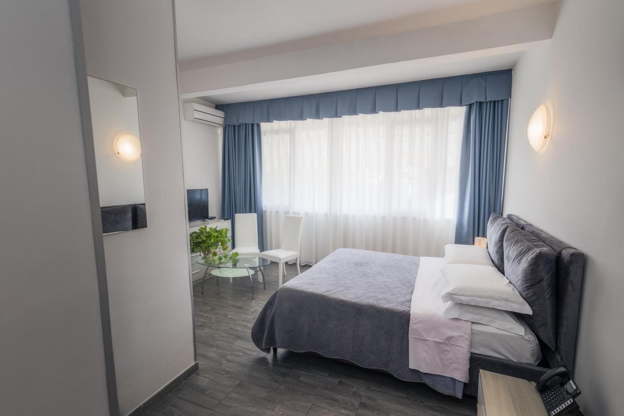 Hotel Giulietta E Romeo Casal Palocco Εξωτερικό φωτογραφία